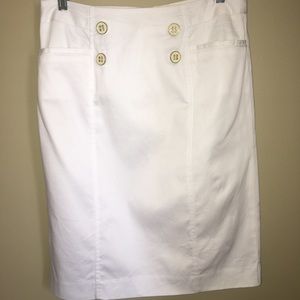 Classic white sailor pencil skirt for summer.